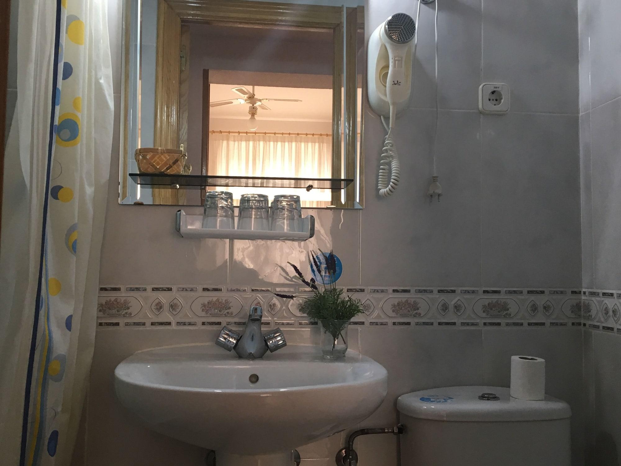 מדריד Hostal Lido מראה חיצוני תמונה
