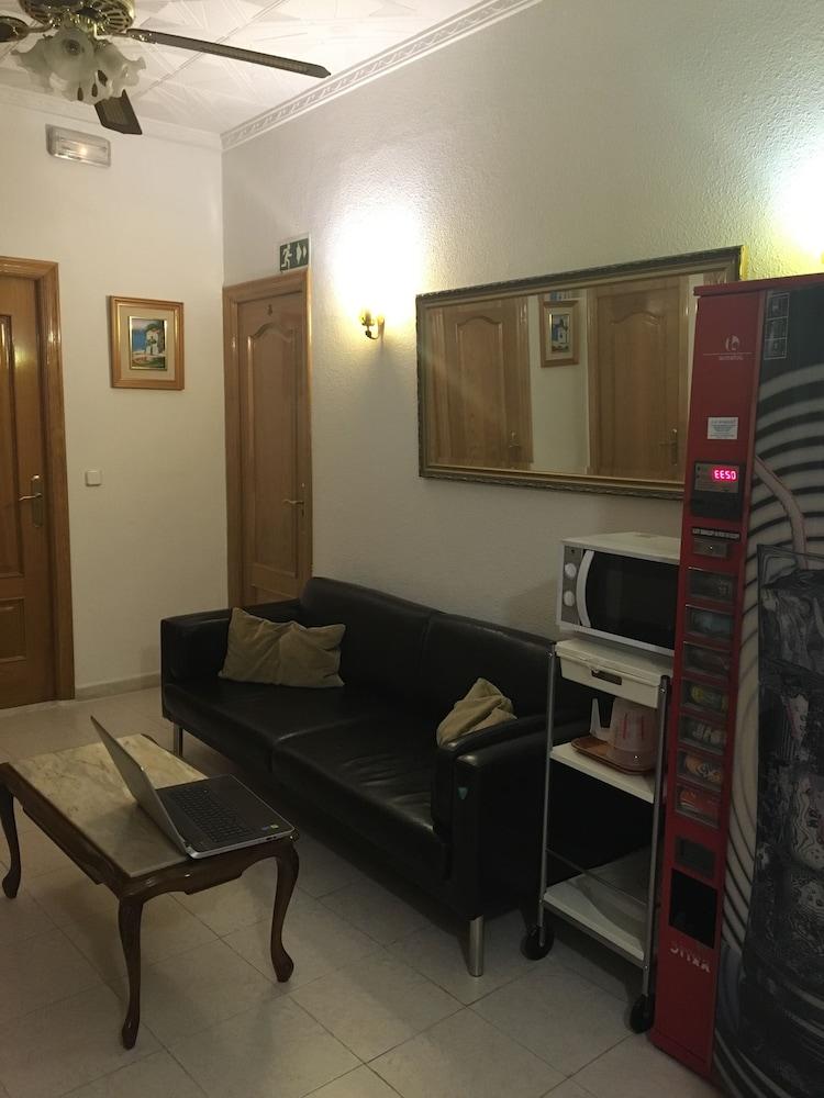 מדריד Hostal Lido מראה חיצוני תמונה